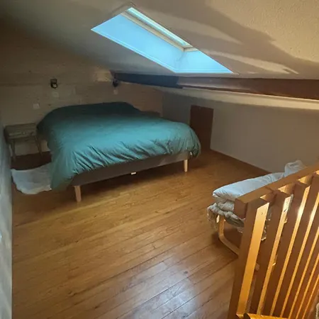 Emplacement Ideal Refait A Neuf Ideal 4 Personnes Possible Jusqu A 6 * Vielle-Aure